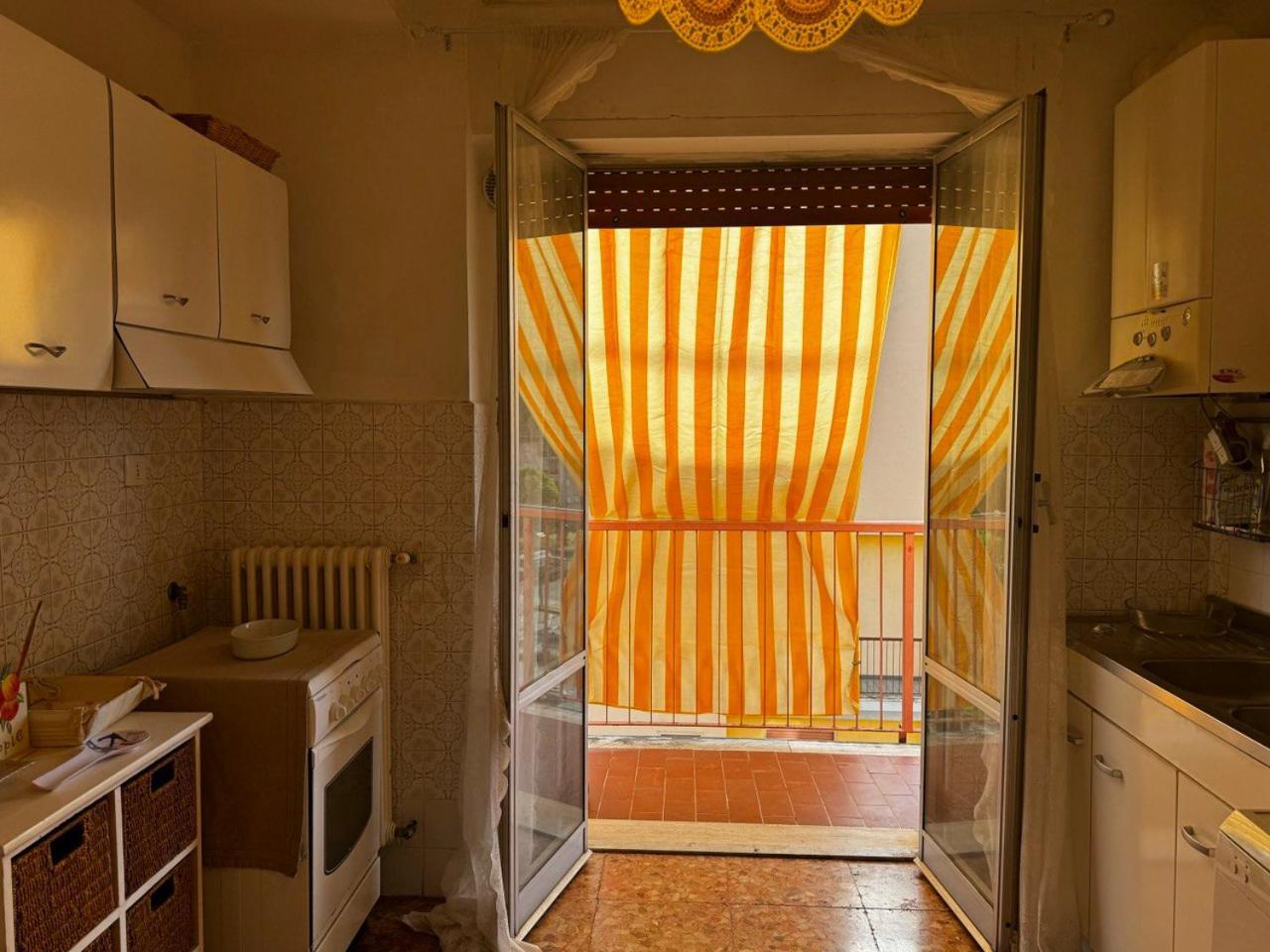 Lunigiana E Mare Apartment Aulla Bagian luar foto